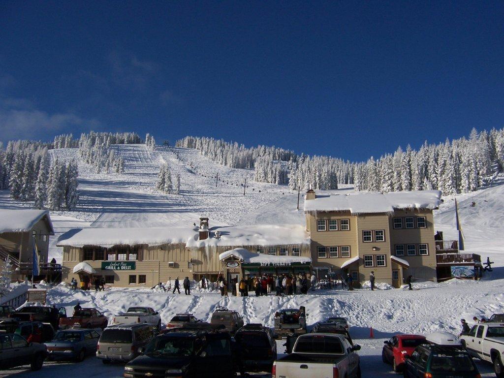 Lookout Pass Ski Area Opens for the Season Today!