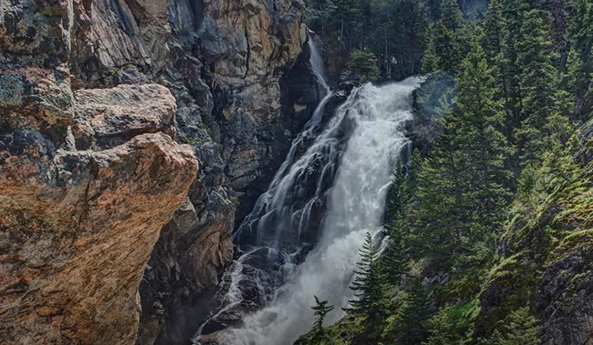 The Ultimate South Montana Waterfalls Road Trip